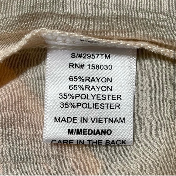 Lightweight Beige Jacket- NWOT! No flaws to note! Size Med 😁 - Picture 5 of 6